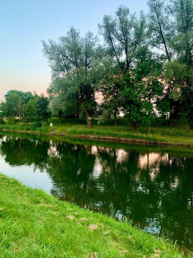 Schoene, Grosse Ferienwohnung Direkt Am Donauradweg & Keltenstadt Heuneburg Herbertingen ภายนอก รูปภาพ